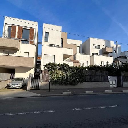 Modern And Bright Apartment Near Paris Ла-Курнёв Экстерьер фото